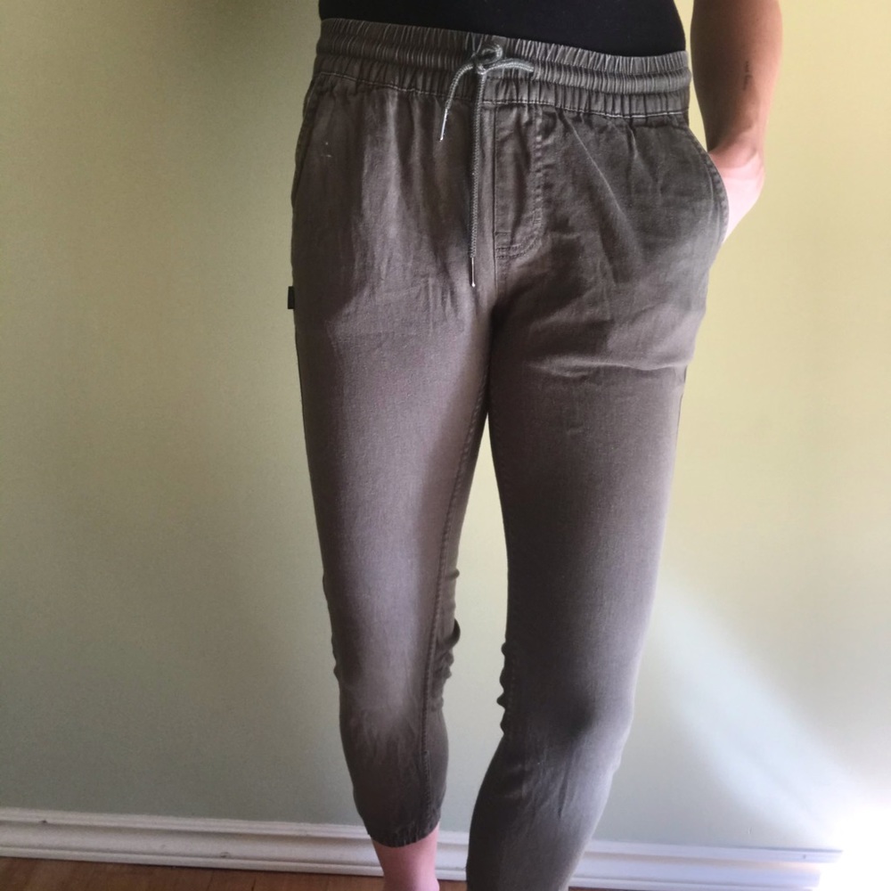 FairPlay Joggers
